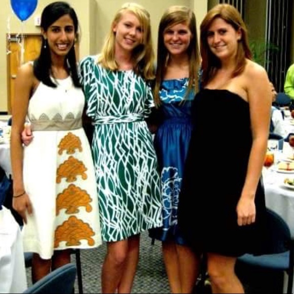 Green and white dress XS - Picture 2 of 5